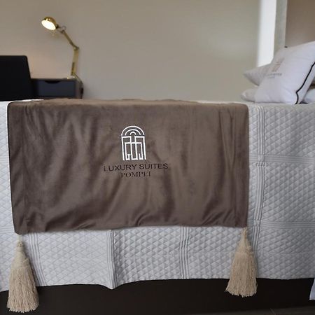 Pompei Luxury Suite Bagian luar foto